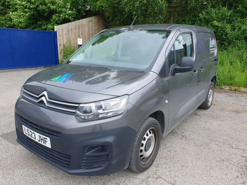 JPS Chartered Surveyors - Motor Vehicle Auction | Citroen Berlingos & Dispatches - Auction Image 4